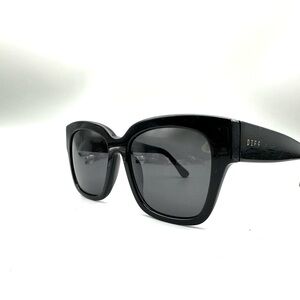 DIFF BELLA II BELLA 2 Sunglasses Black BK-GR171P